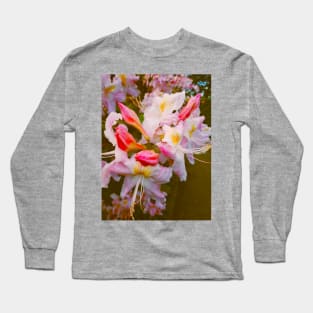 Mesmerizing White Lily Flowers Long Sleeve T-Shirt